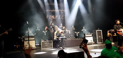 Motion City Soundtrack keyboardist Jesse Johnson does a handstand on his Moog synthesizer., tags: Motion City Soundtrack, Terminal 5 - Motion City Soundtrack / All Get Out / Neil Rubenstein on Jun 19, 2022 [169-small]