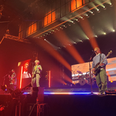 5 Seconds of Summer / Pale Waves on Jun 11, 2022 [962-small]