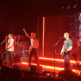 5 Seconds of Summer / Pale Waves on Jun 22, 2022 [665-small]