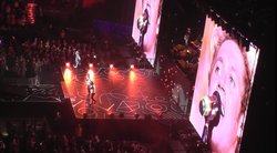 One Direction on Oct 3, 2015 [891-small]