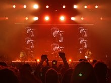 Louis Tomlinson / Only The Poets / BILK on Apr 19, 2022 [001-small]