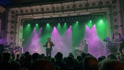 Gang of Youths on May 3, 2022 [517-small]