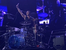 The Chainsmokers / 5 Seconds of Summer / Lennon Stella on Dec 1, 2019 [188-small]