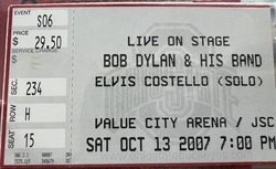 Amos Lee / Elvis Costello / Bob Dylan on Oct 13, 2007 [965-small]