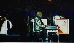 Ray Charles on Sep 30, 2000 [521-small]