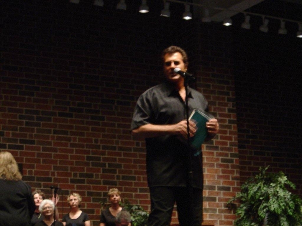 Carman Licciardello Concert & Tour History Concert Archives