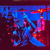 5 Seconds of Summer / Pale Waves on Jun 30, 2022 [985-small]