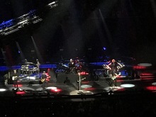 Bon Jovi on Mar 25, 2018 [424-small]