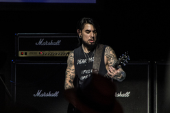 Dave Navarro, Ozzy Osbourne / Slash / Metallica / Beth Hart / Dave Navarro / Keb Mo' on May 12, 2014 [985-small]