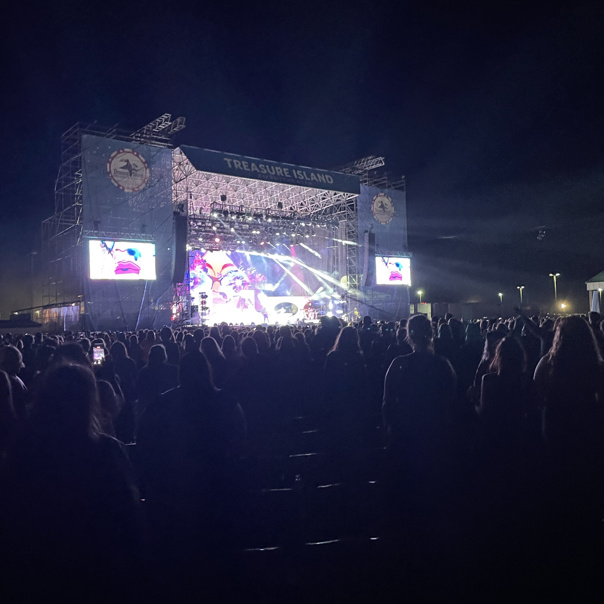 Concert History of Treasure Island Amphitheater Welch, MN (Updated for