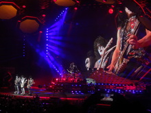 KISS on Aug 6, 2019 [841-small]
