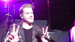 Pentatonix / Us the Duo on Nov 9, 2016 [089-small]