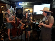 Spike Coggins and the Accused / Hurdy Gurdy Girls on Jul 7, 2022 [147-small]