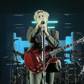 Pale Waves / 5 Seconds of Summer on Jul 9, 2022 [348-small]