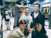 IDLES / JOHN on Oct 19, 2018 [458-small]