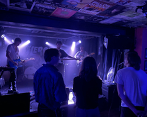 Ditz (UK) / Shtëpi on Jul 10, 2022 [522-small]