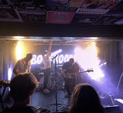 Ditz (UK) / Shtëpi on Jul 10, 2022 [524-small]