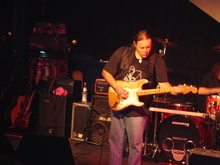 Walter Trout & The Radicals on Apr 18, 2005 [855-small]
