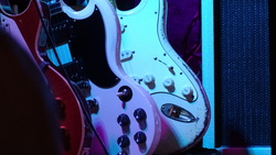Sari Schorr & The Engine Room on Apr 26, 2017 [379-small]