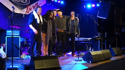 Sari Schorr & The Engine Room on Apr 26, 2017 [388-small]