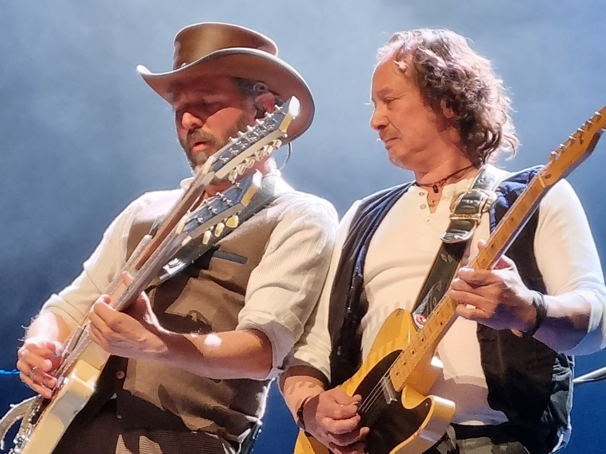 Dutch Eagles Concert & Tour History (Updated for 2024 2025) Concert