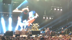 The Foo Fighters / The Struts  on Apr 25, 2018 [780-small]