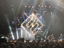 The Foo Fighters / The Struts  on Apr 25, 2018 [784-small]