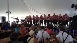 Mollie B with Squeezebox / Concord Singers / Alpensterne / Dan Witucki & Mein Hematland Musikanten on Jul 16, 2022 [269-small]