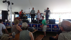Mollie B with Squeezebox / Concord Singers / Alpensterne / Dan Witucki & Mein Hematland Musikanten on Jul 16, 2022 [278-small]
