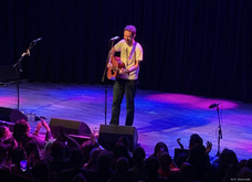 Frank Turner / Nathan Gray on Oct 5, 2021 [820-small]