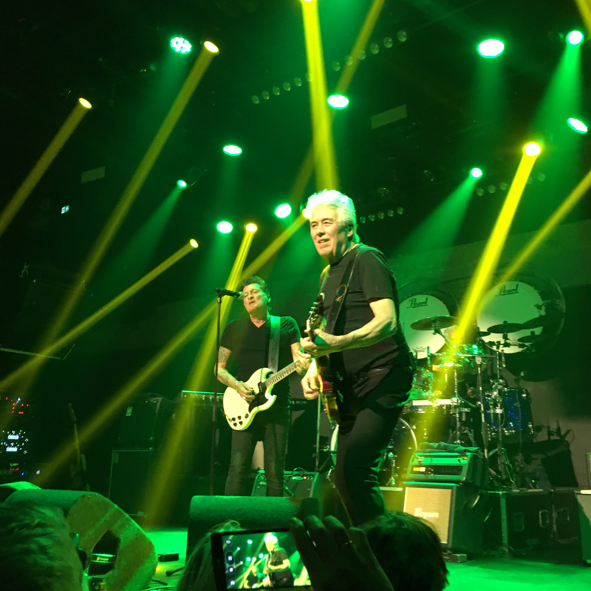 Discover more than 59 concert golden earring latest esthdonghoadian