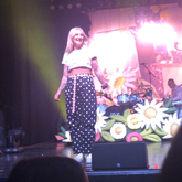 Julia Michaels / Rhys Lewis on Oct 16, 2019 [821-small]