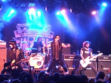 Sisters Doll / The Kids / L.A. Guns / Eightball Junkies on May 18, 2018 [436-small]