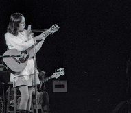 Joan Baez on Jan 19, 1971 [824-small]