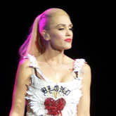 Eve / Gwen Stefani on Aug 9, 2016 [085-small]