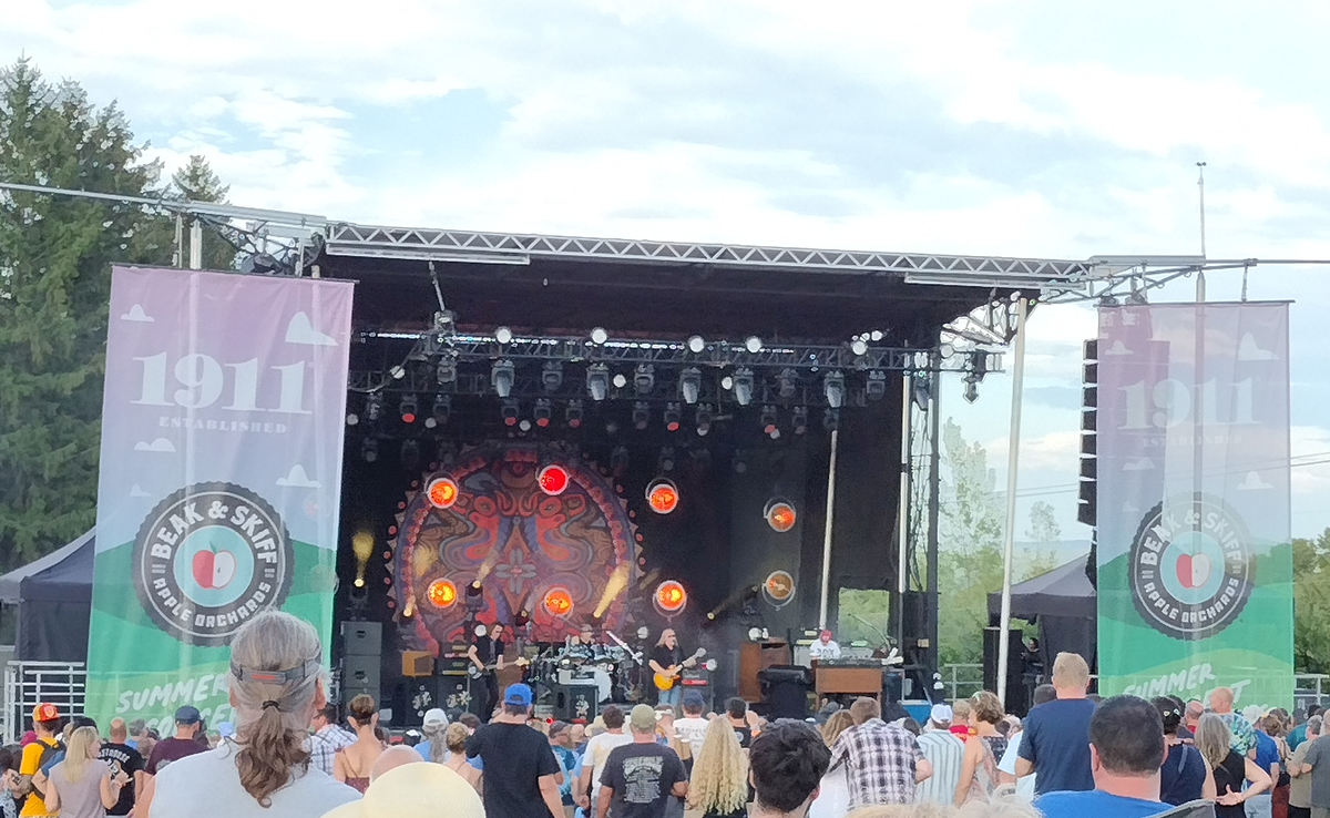 Concert History of Beak & Skiff Apple Orchards Lafayette, New York