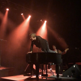 Tom Odell on Apr 19, 2019 [981-small]