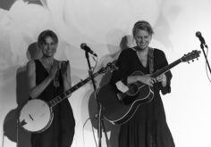 The Chapin Sisters / The Ocelots on Jul 27, 2022 [113-small]
