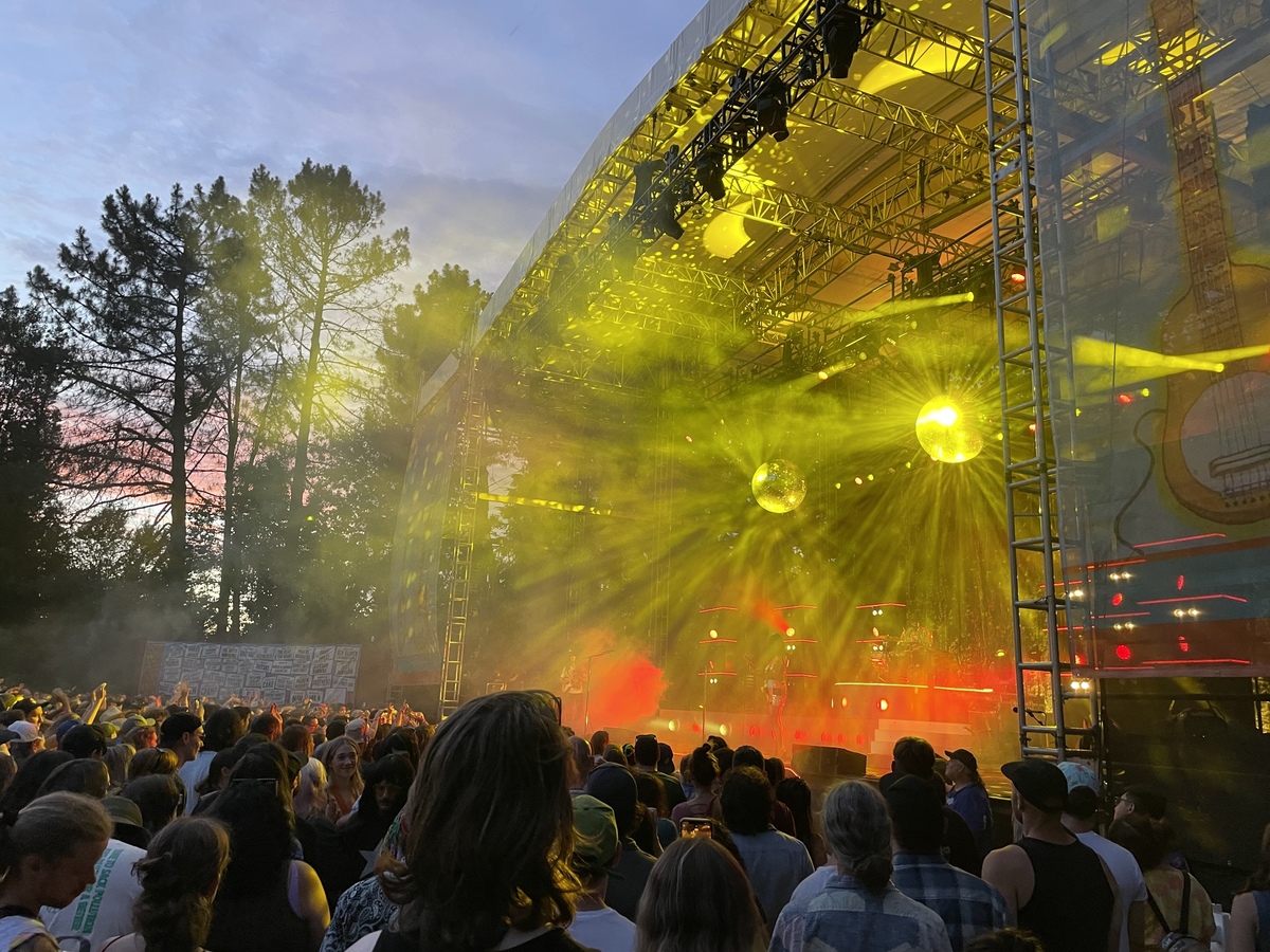 Mcmenamins Edgefield Concerts 2025 Roz Gaylene