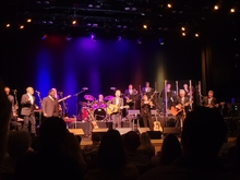 Lyle Lovett and His Large Band on Aug 9, 2022 [351-small]
