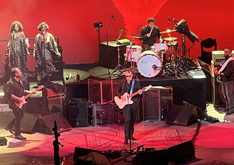 Joe Bonamassa on Aug 7, 2022 [690-small]