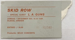 SKID ROW / L.A. Guns on Dec 1, 1991 [409-small]