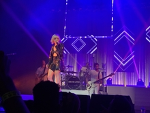 Carly Rae Jepsen / Phoebe Ryan on Aug 10, 2019 [781-small]