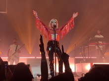 Carly Rae Jepsen / Phoebe Ryan on Aug 10, 2019 [782-small]