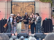 Punch Brothers featuring Chris Thile / Sarah Jarosz / Watchmen on Aug 5, 2022 [004-small]