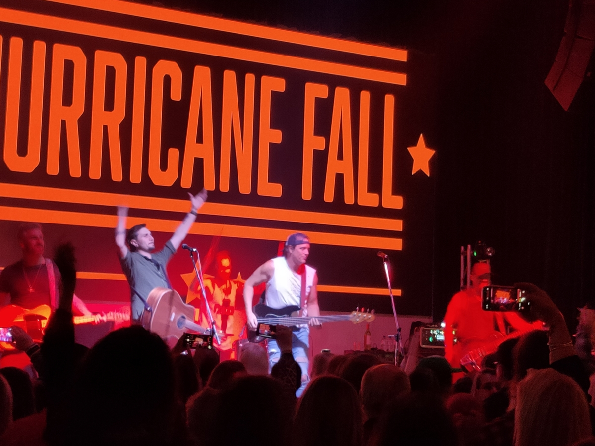 Hurricane Fall Concert Tour History Concert Archives hurricane-fall-concert-tour-history-concert-archives
