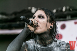 Motionless in White at Ozzfest Meets Knotfest 2016, Ozzfest Meets Knotfest 2016 on Sep 24, 2016 [965-small]