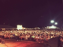 The Turnpike Troubadours / Zane Willams / Eli Young Band on Aug 27, 2016 [059-small]