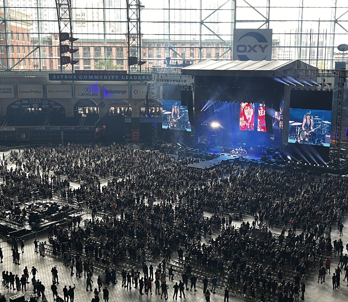 minute maid park houston concerts