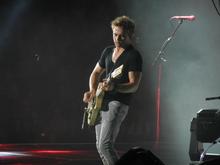 Carrie Underwood / Hunter Hayes on Nov 3, 2012 [132-small]